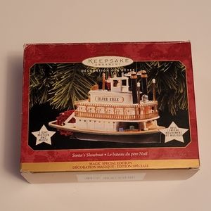 Santa's Showboat Keepsake Ornament USED